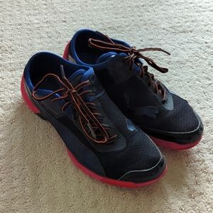Puma | Black, Pink & Blue Sneakers